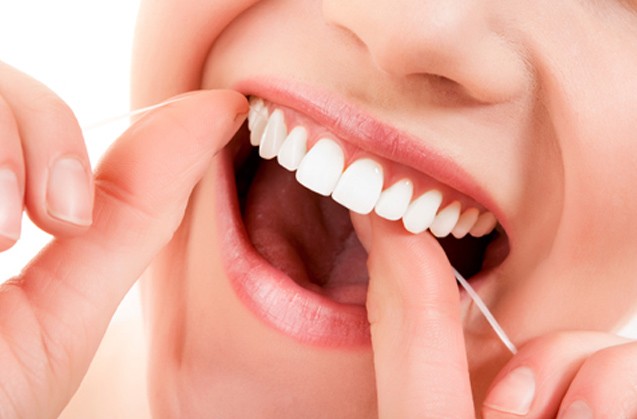 Consejos para usar correctamente el Hilo Dental